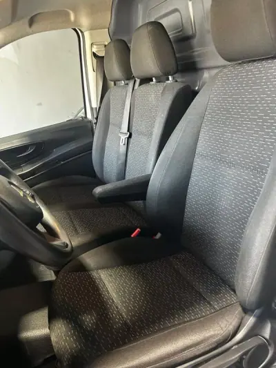 Mercedes-Benz Vito 2021 - 18500 EUR, 166000 km - AUTO.MOTO.pt - 166000km - foto 24 de 27