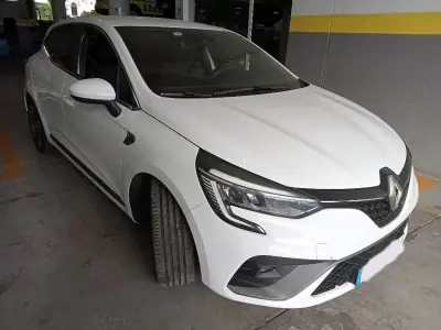 Renault Clio 2020 - 16800 EUR, 101469 km - AUTO.MOTO.pt - 101469km - foto 2 de 14