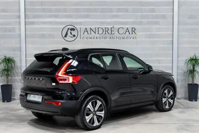 Volvo XC 40 2022 - 27950 EUR, 53768 km - AUTO.MOTO.pt - 53768km - foto 6 de 52