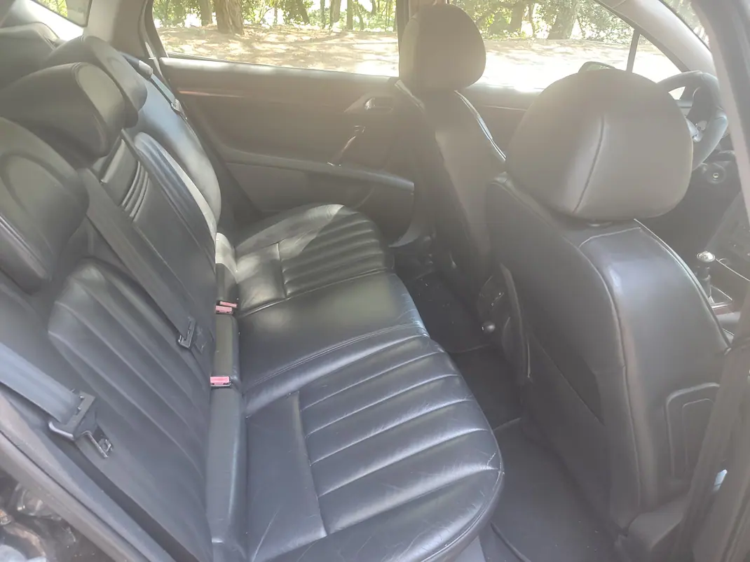 Peugeot 407 SW 2004 - 2500 EUR, 366864 km - AUTO.MOTO.pt - 366864km - foto 7 de 15
