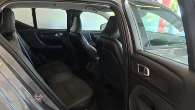 Volvo XC 40 2018 - 21900 EUR, 36539 km - AUTO.MOTO.pt - 36539km - foto 47 de 52