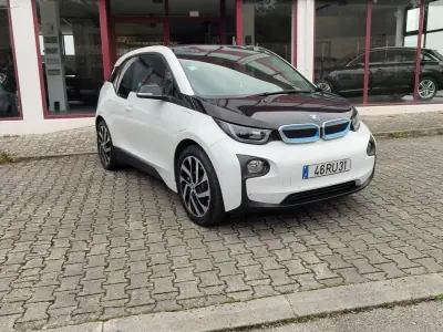 BMW i3 2016 - 15900 EUR, 112000 km - AUTO.MOTO.pt - 112000km - foto 4 de 13