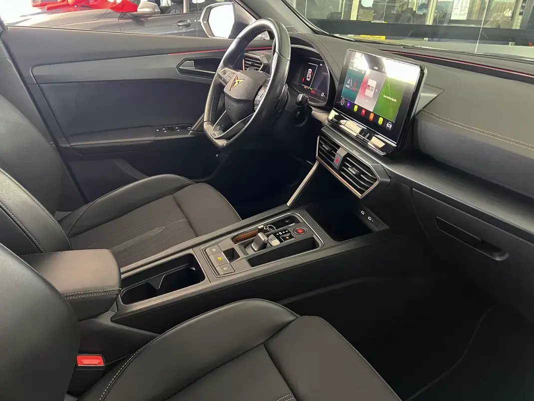 Cupra Formentor 2022 - 26900 EUR, 80652 km - AUTO.MOTO.pt - 80652km - foto 16 de 25