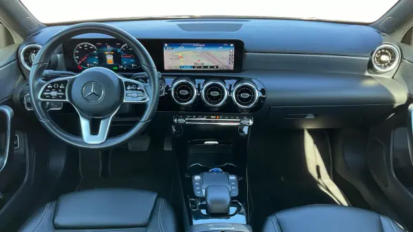 Mercedes-Benz A 250 Limousine 2022 - 25800 EUR, 123100 km - AUTO.MOTO.pt - 123100km - foto 6 de 15