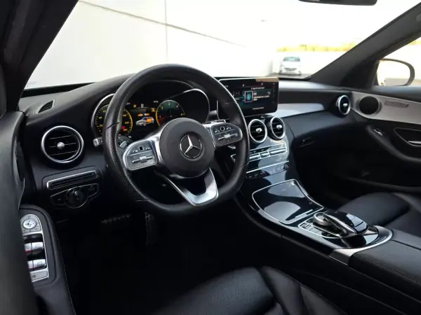 Mercedes-Benz C 220 2020 - 29750 EUR, 96900 km - AUTO.MOTO.pt - 96900km - foto 15 de 36