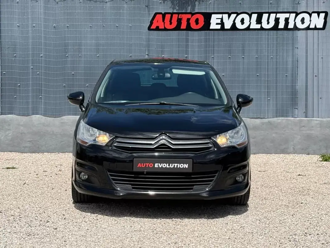 Citroën C4 2011 - 8750 EUR, 165000 km - AUTO.MOTO.pt - 165000km - foto 11 de 14