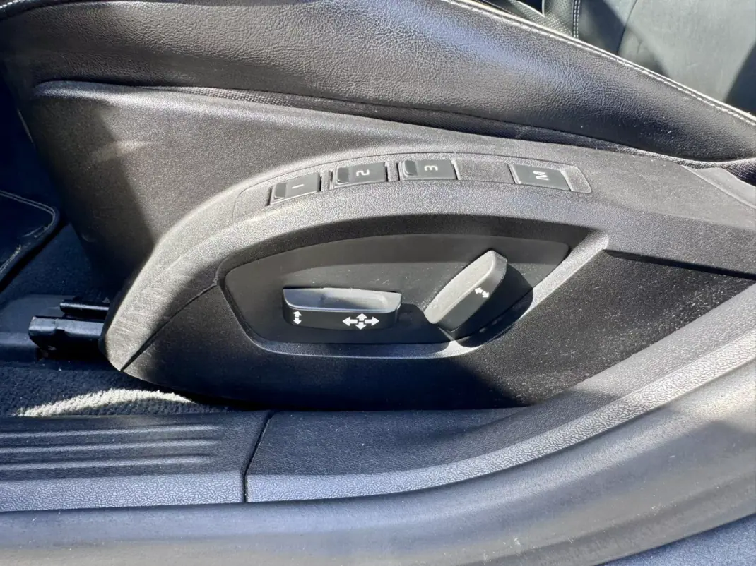 Volvo V40 2014 - 12500 EUR, 191000 km - AUTO.MOTO.pt - 191000km - foto 4 de 25