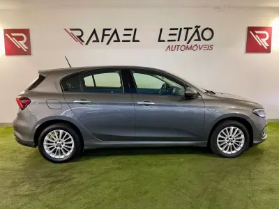 Fiat Tipo 2021 - 11700 EUR, 137000 km - AUTO.MOTO.pt - 137000km - foto 5 de 32