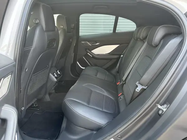 Jaguar I-Pace 2018 - 27900 EUR, 113000 km - AUTO.MOTO.pt - 113000km - foto 45 de 59
