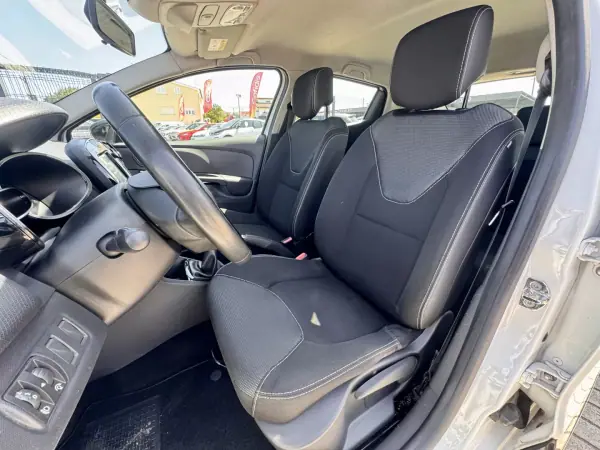 Renault Clio 2015 - 9500 EUR, 130000 km - 130000km - foto 14 de 18