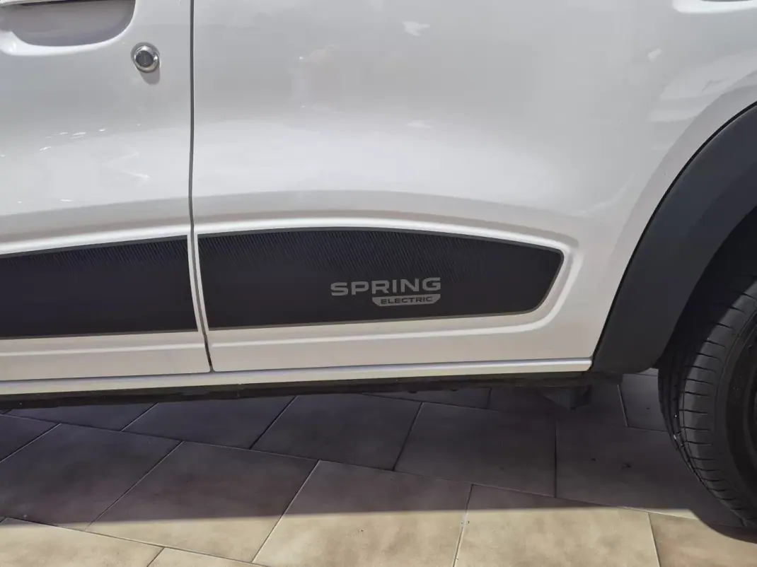 Dacia Spring 2023 - 14000 EUR, 13500 km - AUTO.MOTO.pt - 13500km - foto 4 de 22