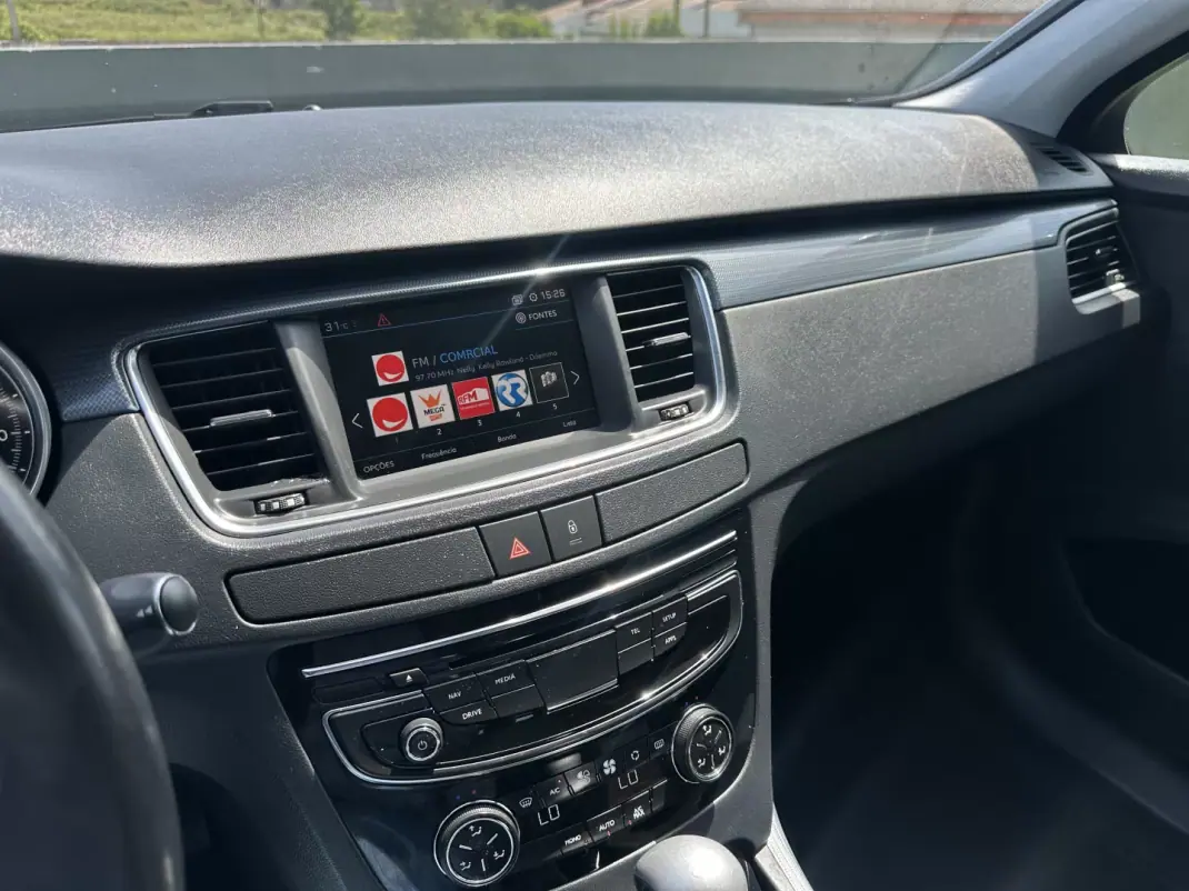 Peugeot 508 SW 2018 - 13900 EUR, 155000 km - AUTO.MOTO.pt - 155000km - foto 42 de 68