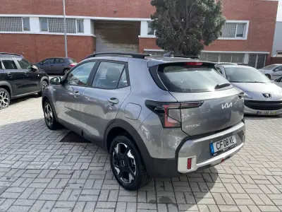 Kia Stonic 2026 - 20500 EUR, 500 km - foto 4 de 17