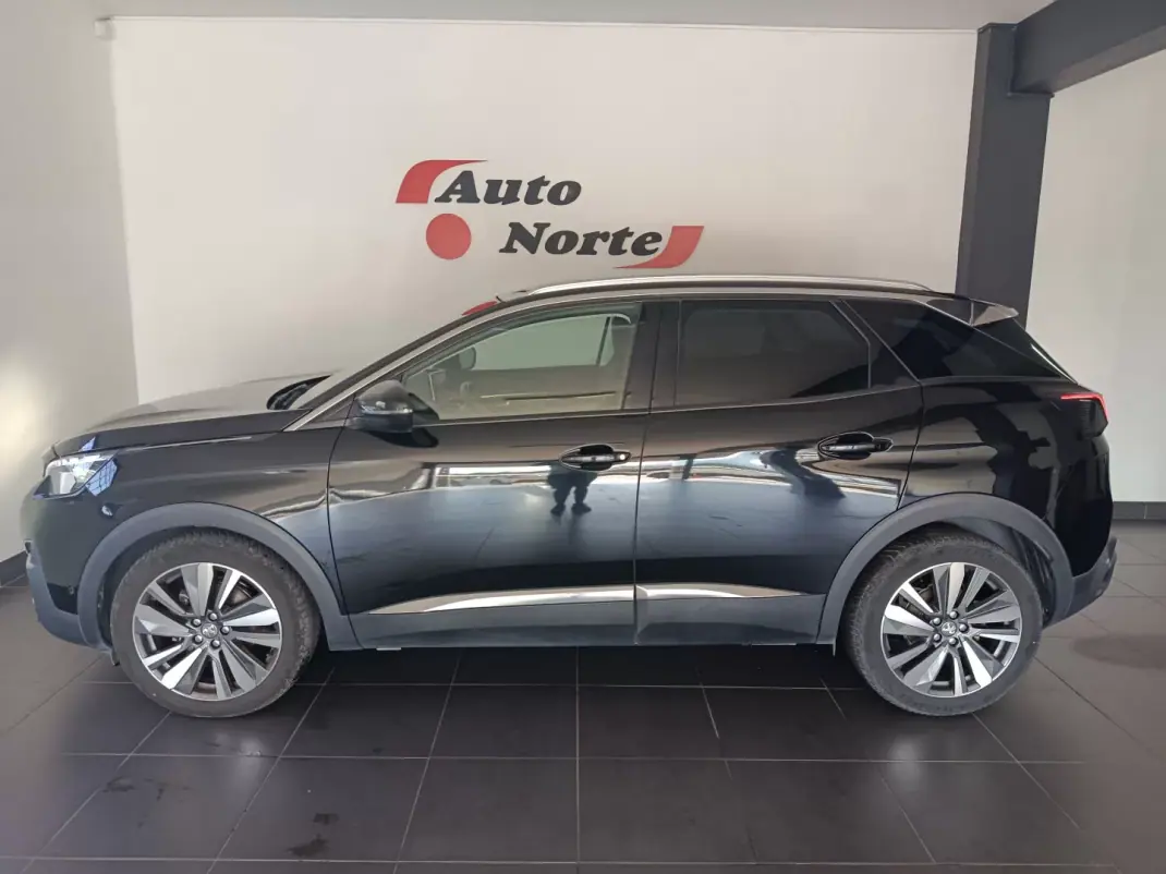 Peugeot 3008 2018 - 20300 EUR, 139000 km - 139000km - foto 9 de 31