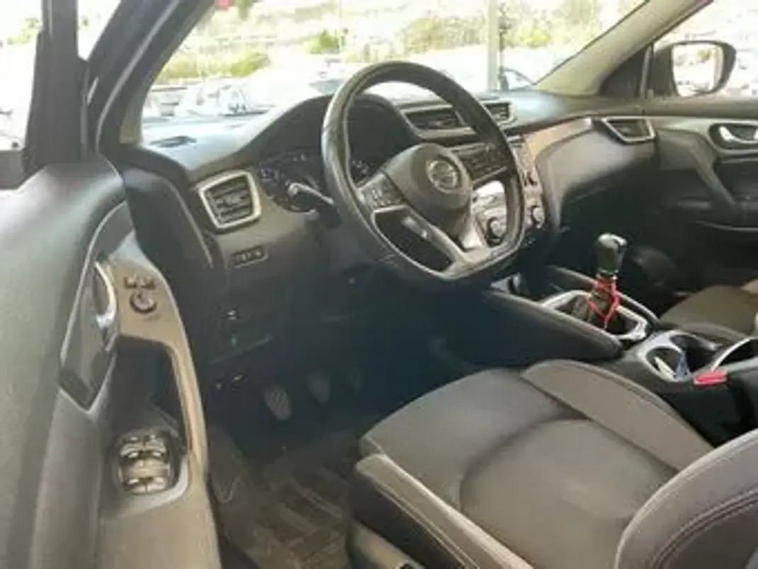 Nissan Qashqai 2018 - 15790 EUR, 119000 km - 119000km - foto 7 de 11