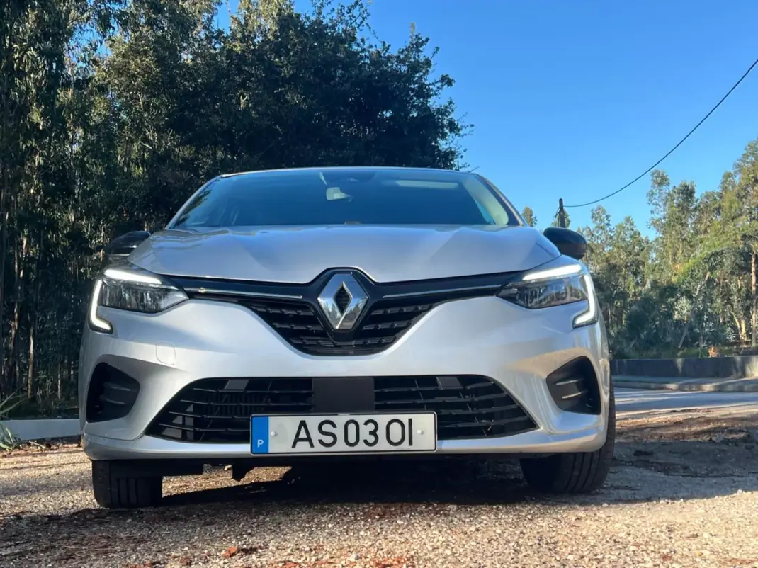 Renault Clio 2022 - 15750 EUR, 120180 km - 120180km - foto 11 de 46