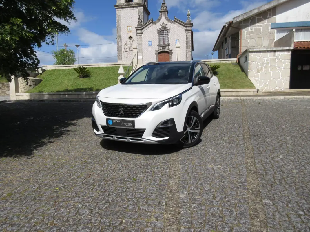 Peugeot 3008 2017 - 18990 EUR, 159000 km - AUTO.MOTO.pt - 159000km - foto 1 de 38