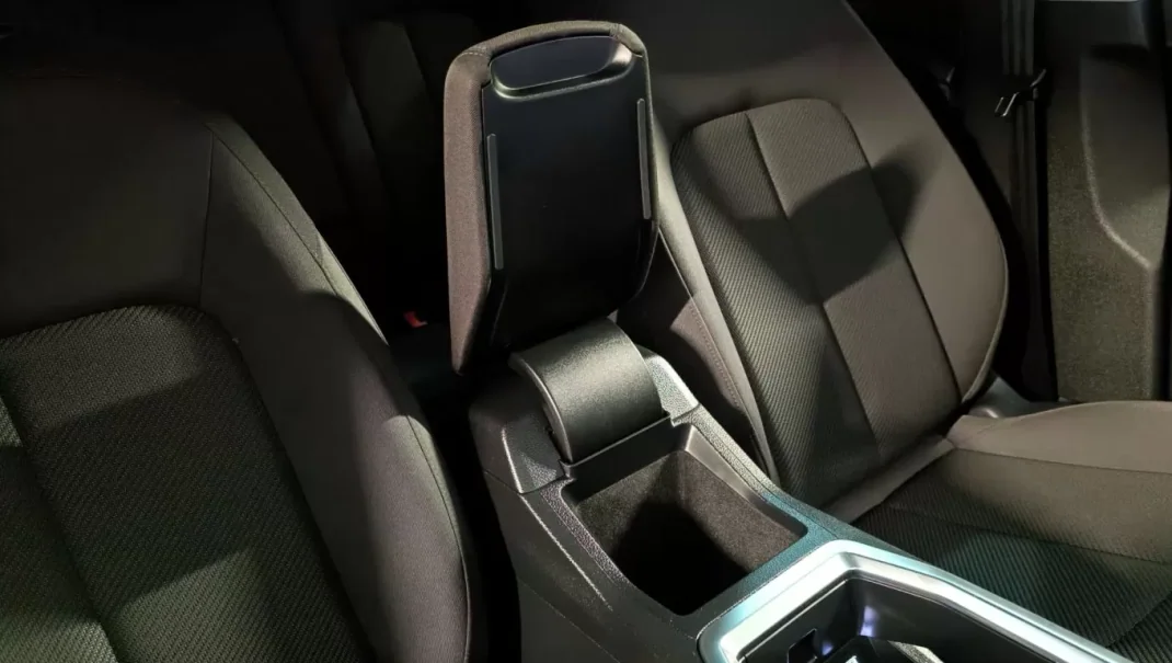 Audi e-tron 2019 - 42900 EUR, 78950 km - AUTO.MOTO.pt - 78950km - foto 47 de 58
