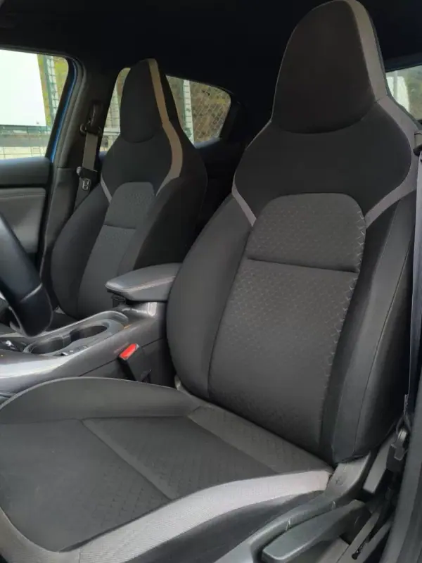 Nissan Juke 2021 - 19500 EUR, 57800 km - AUTO.MOTO.pt - 57800km - foto 10 de 16