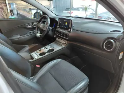 Hyundai Kauai 2019 - 18800 EUR, 99000 km - AUTO.MOTO.pt - 99000km - foto 17 de 26