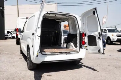 Opel COMBO 2021 - 15999 EUR, 149000 km - 149000km - foto 15 de 15