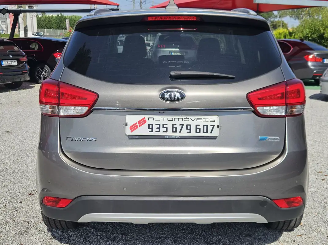 Kia Carens 2018 - 17700 EUR, 104900 km - 104900km - foto 7 de 52