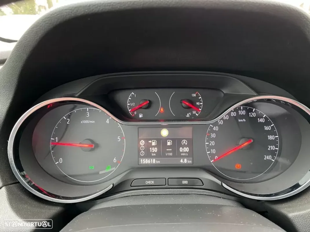Opel Grandland X 2019 - 21750 EUR, 156000 km - AUTO.MOTO.pt - 156000km - foto 21 de 26