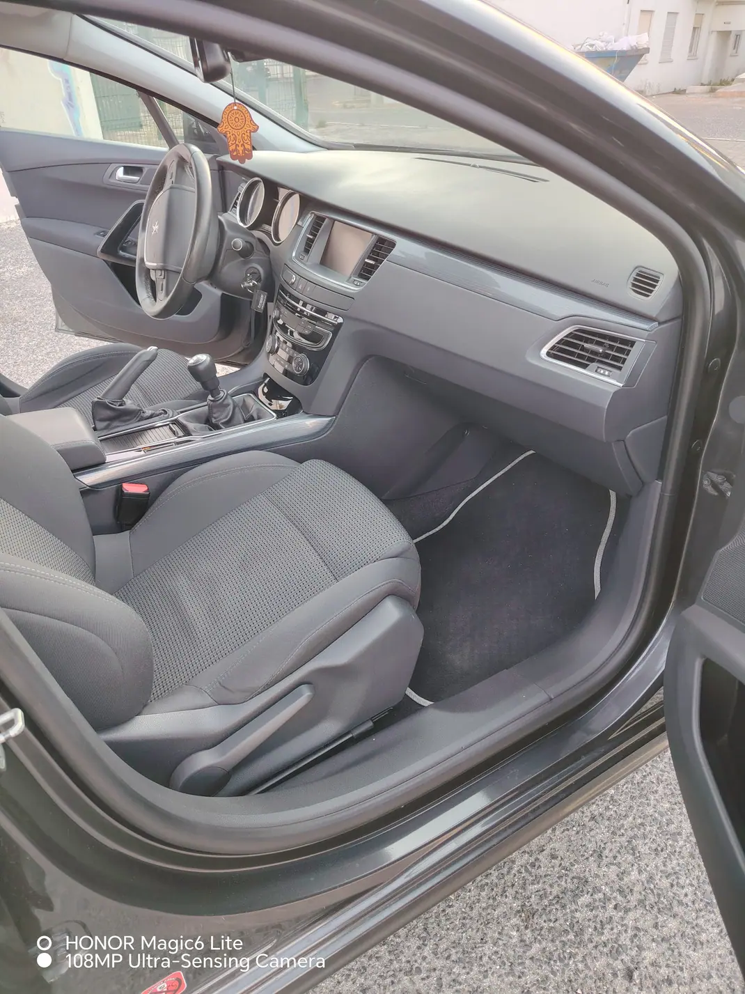 Peugeot 508 SW 2018 - 15500 EUR, 86000 km - 86000km - foto 5 de 9