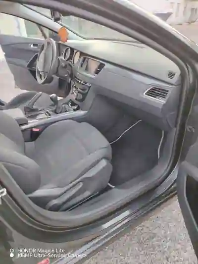 Peugeot 508 SW 2018 - 15500 EUR, 86000 km - 86000km - foto 5 de 9