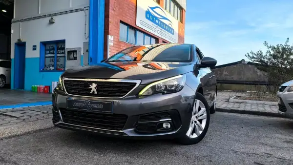Peugeot 308 SW 2018 - 9900 EUR, 175000 km - AUTO.MOTO.pt - 175000km - foto 3 de 16