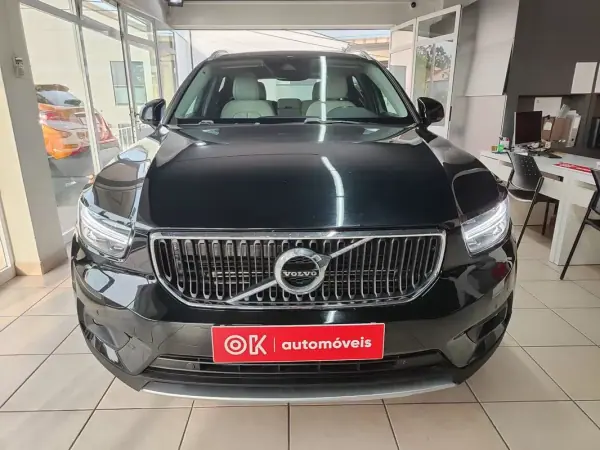 Volvo XC 40 2020 - 28250 EUR, 45500 km - AUTO.MOTO.pt - 45500km - foto 3 de 35