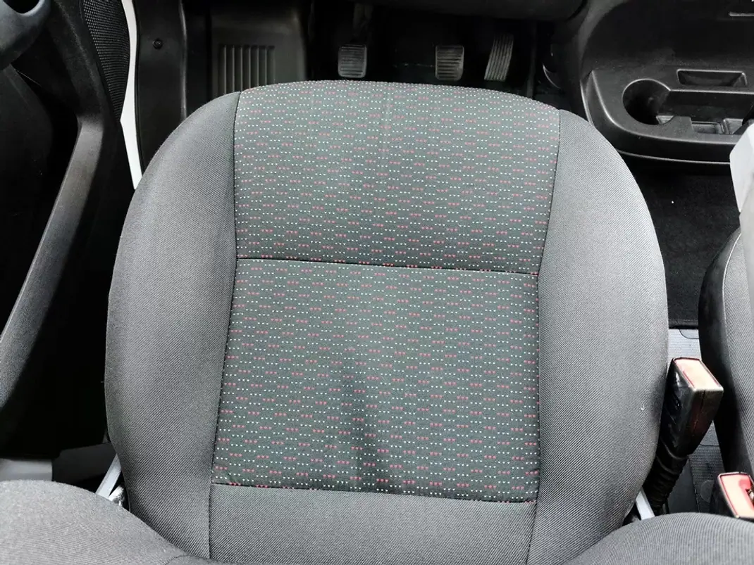 Citroën 2022 - 27490 EUR, 134113 km - AUTO.MOTO.pt - 134113km - foto 25 de 26