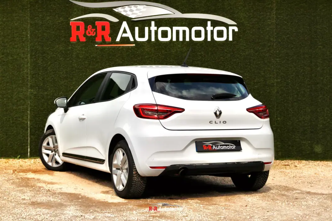 Renault Clio 2020 - 13700 EUR, 97000 km - AUTO.MOTO.pt - 97000km - foto 2 de 37