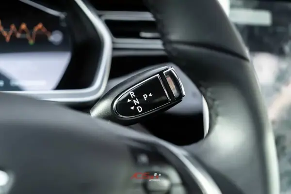 Tesla Model S 2014 - 22000 EUR, 251000 km - AUTO.MOTO.pt - 251000km - foto 20 de 22