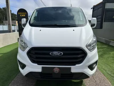 Ford Transit 2020 - 16900 EUR, 200000 km - AUTO.MOTO.pt - 200000km - foto 2 de 37