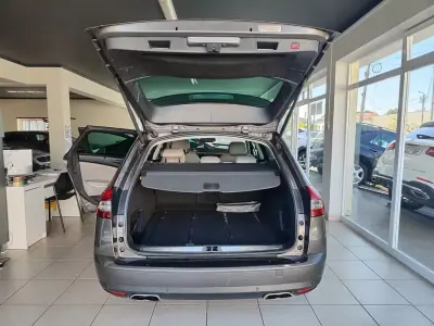 Citroën C5 Tourer 2017 - 9500 EUR, 248400 km - AUTO.MOTO.pt - 248400km - foto 15 de 38