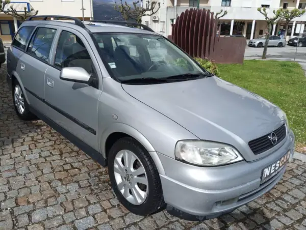 Opel Astra Caravan 1998 - 2490 EUR, 285196 km - AUTO.MOTO.pt - 285196km - foto 3 de 5