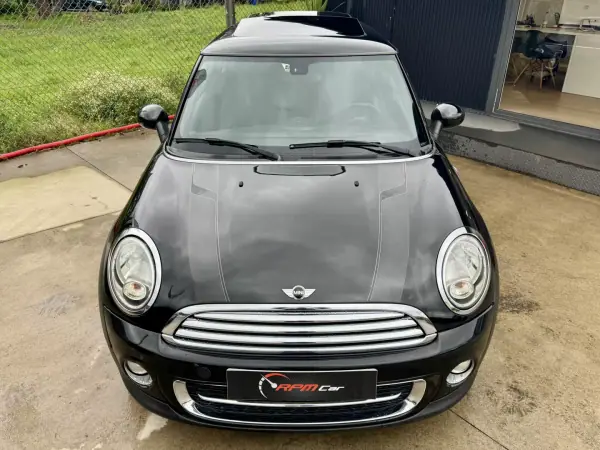 MINI Cooper 2013 - 9999 EUR, 170000 km - AUTO.MOTO.pt - 170000km - foto 4 de 25