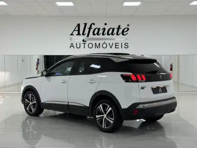 Peugeot 3008 2019 - 18990 EUR, 130000 km - AUTO.MOTO.pt - 130000km - foto 5 de 30