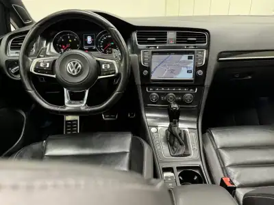 Volkswagen Golf 2013 - 19890 EUR, 186000 km - AUTO.MOTO.pt - 186000km - foto 27 de 44