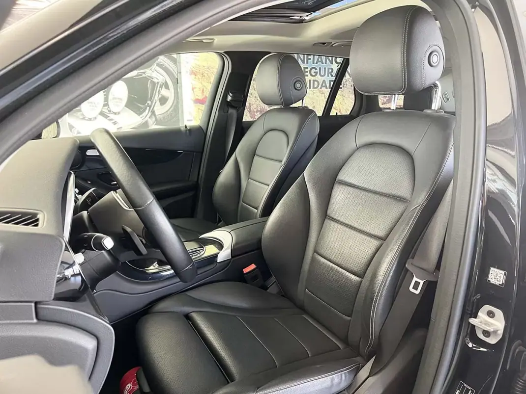 Mercedes-Benz GLC 300 2020 - 39800 EUR, 72985 km - 72985km - foto 7 de 25