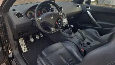 Peugeot RCZ 2011 - 13500 EUR, 94000 km - AUTO.MOTO.pt - 94000km - foto 4 de 19