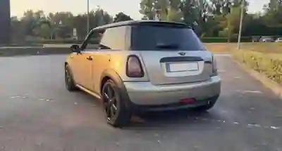 MINI Cooper 2007 - 6900 EUR, 100000 km - foto 3 de 8