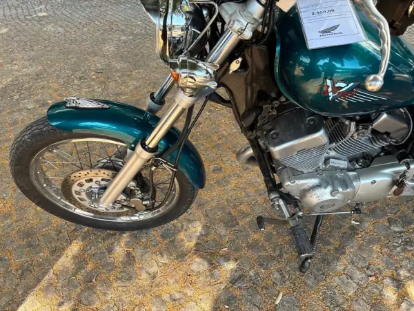 Yamaha XV 1997 - 2550 EUR, 24644 km - AUTO.MOTO.pt - 24644km - foto 9 de 15