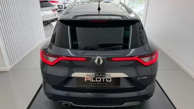 Renault Mégane 2016 - 11990 EUR, 185521 km - AUTO.MOTO.pt - 185521km - foto 7 de 27