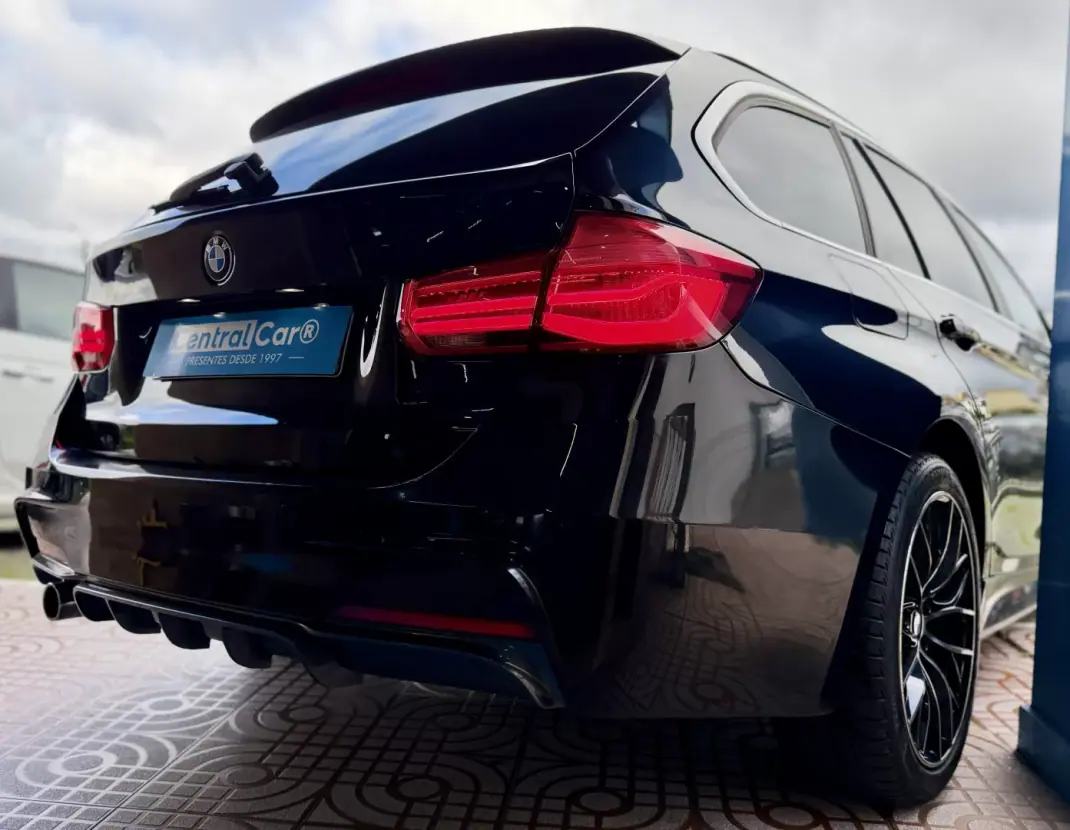 BMW 318 2016 - 15950 EUR, 172000 km - 172000km - foto 11 de 27