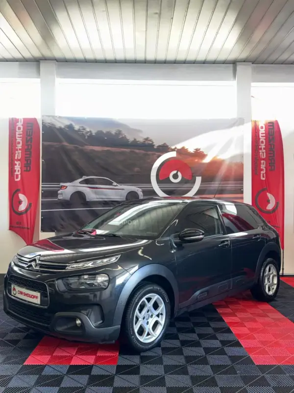 Citroën C4 Cactus PureTech 130 Stop&Start SHINE 2019 Petrol