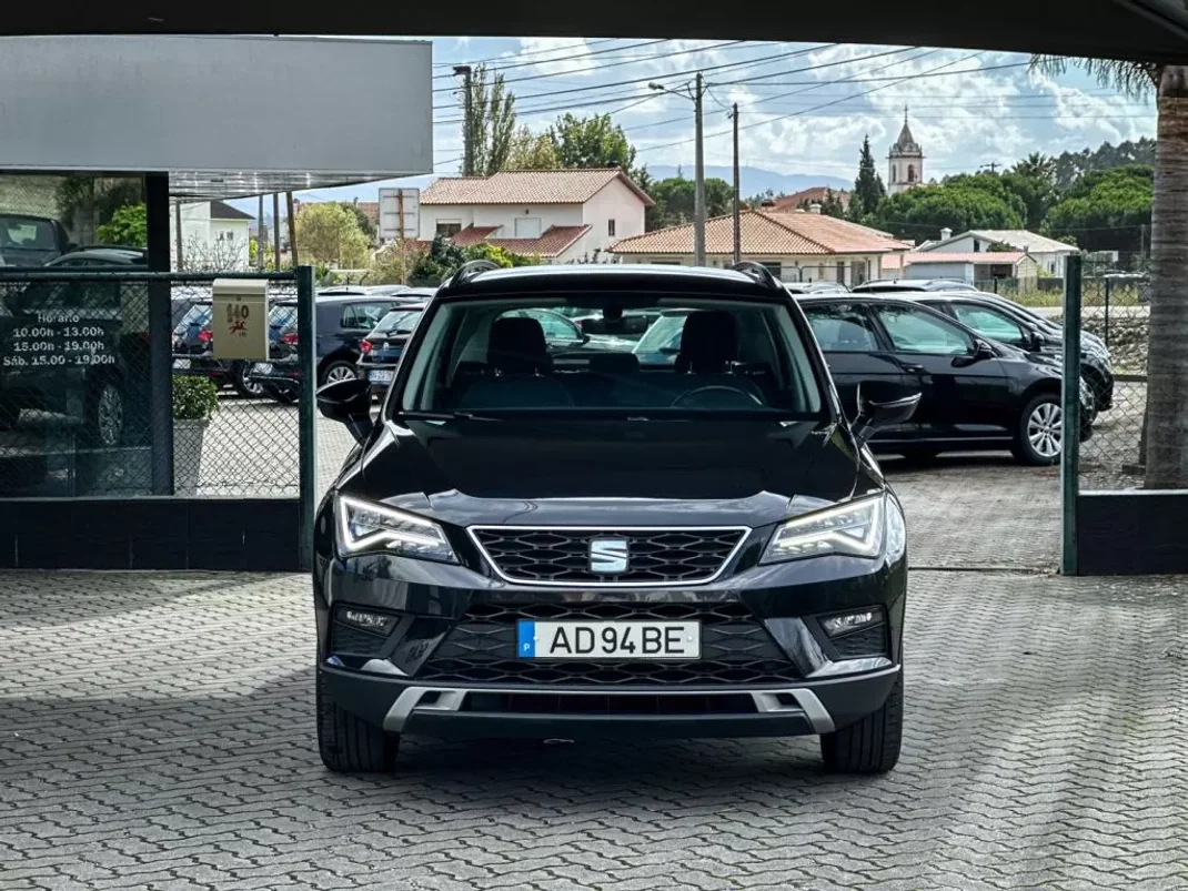 SEAT Ateca 2020 - 16990 EUR, 180000 km - AUTO.MOTO.pt - 180000km - foto 3 de 12