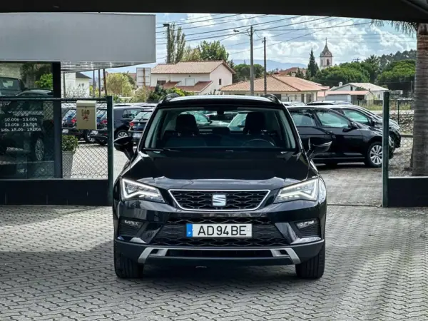 SEAT Ateca 2020 - 16990 EUR, 180000 km - AUTO.MOTO.pt - 180000km - foto 3 de 12