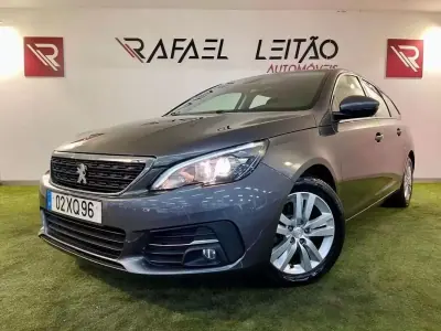 Peugeot 308 SW 2019 — photo 2 of 25